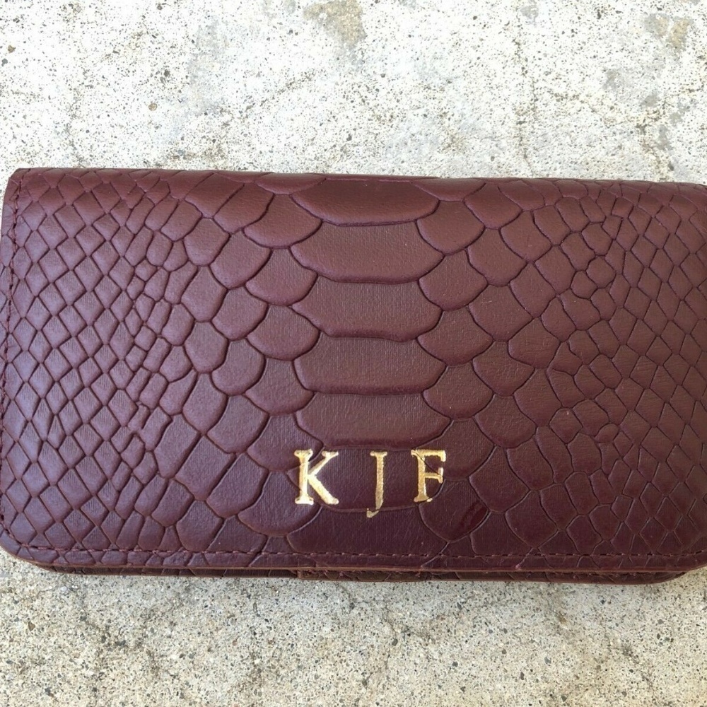 GiGi New York Brand New Genuine Leather Wallet​​​​​​​